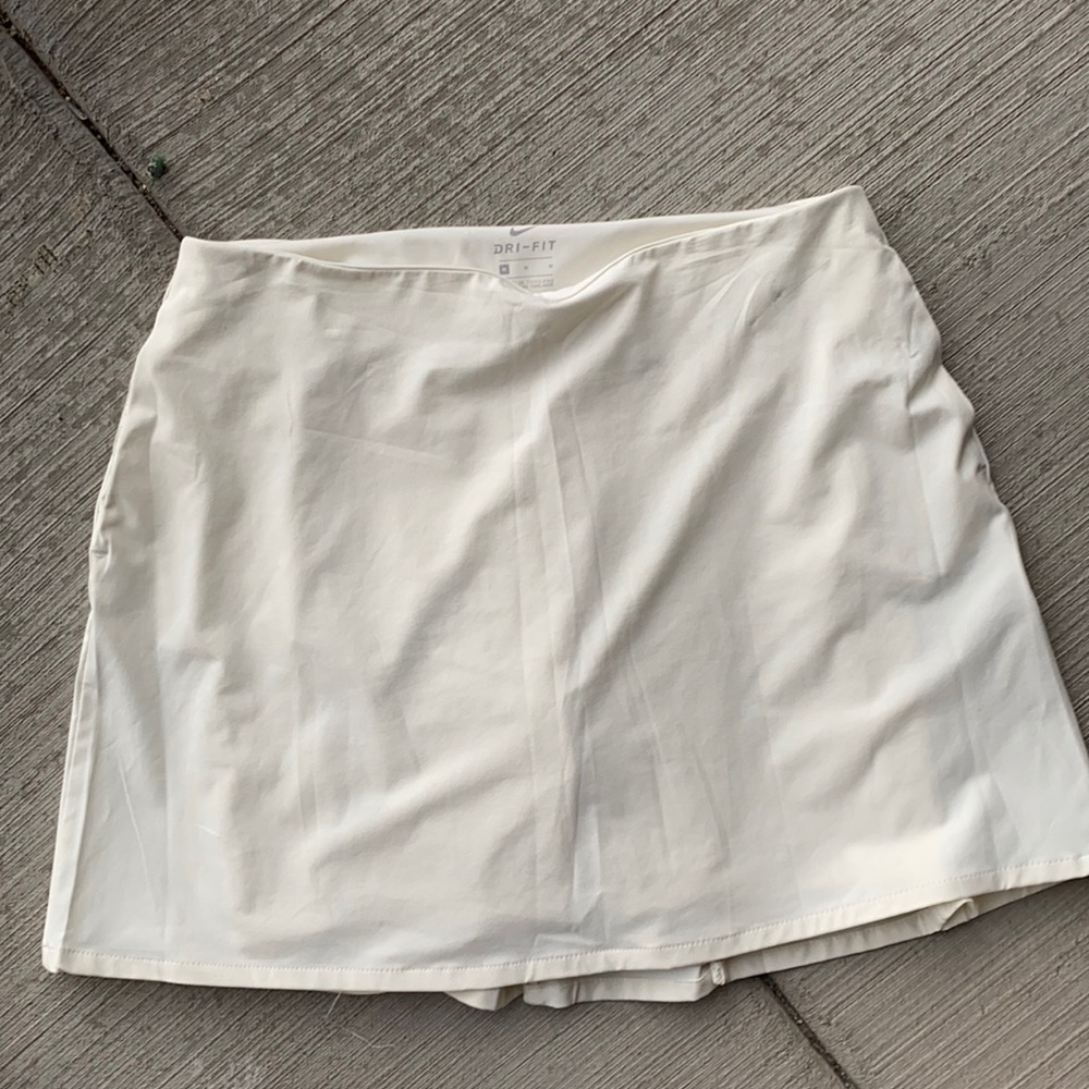 Nike pleated tennis 🎾 skirt